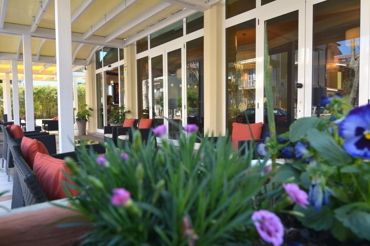 Hotel Orly Cesena Bagian luar foto