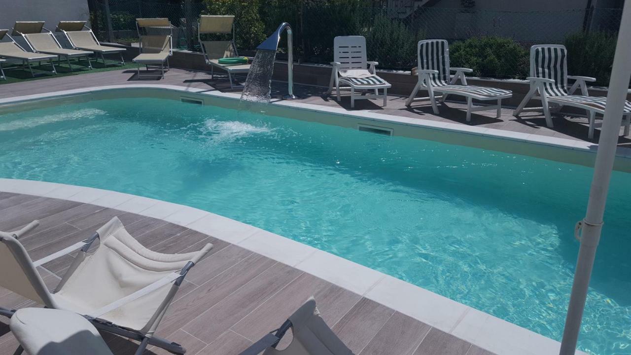 Hotel Orly Cesena Bagian luar foto